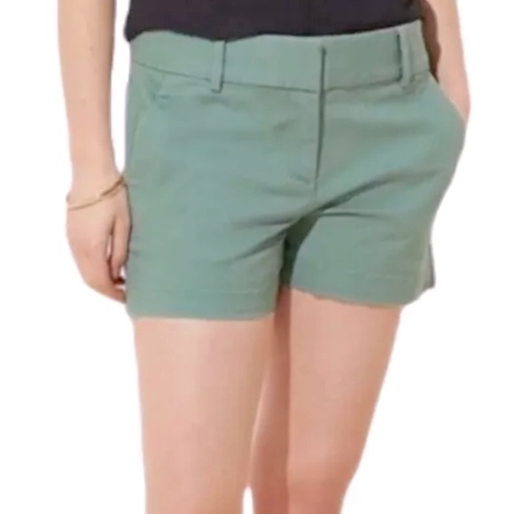 NWT LOFT The Riviera Short 6” inseam Sage Green Size 00 - Picture 1 of 8